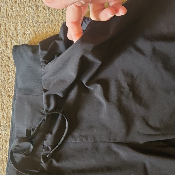 Zella - Picture 3 of 5